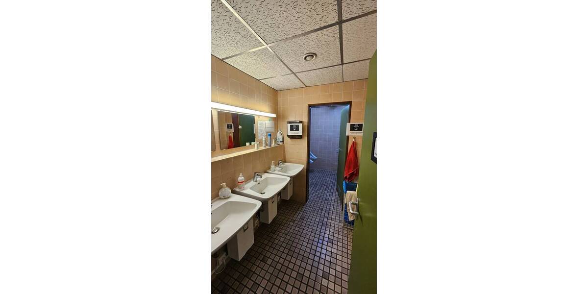 Gewerbeobjekt Freiburg im Breisgau St. Georgen - 1 Zimmer, 736 m&sup2;, 6.350&euro; | Angebot:25746096