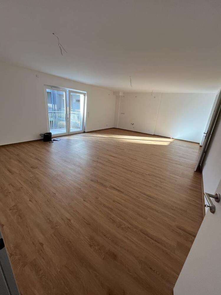 Wohnung zum Mieten in Homburg 1.280 € 121.76 m²