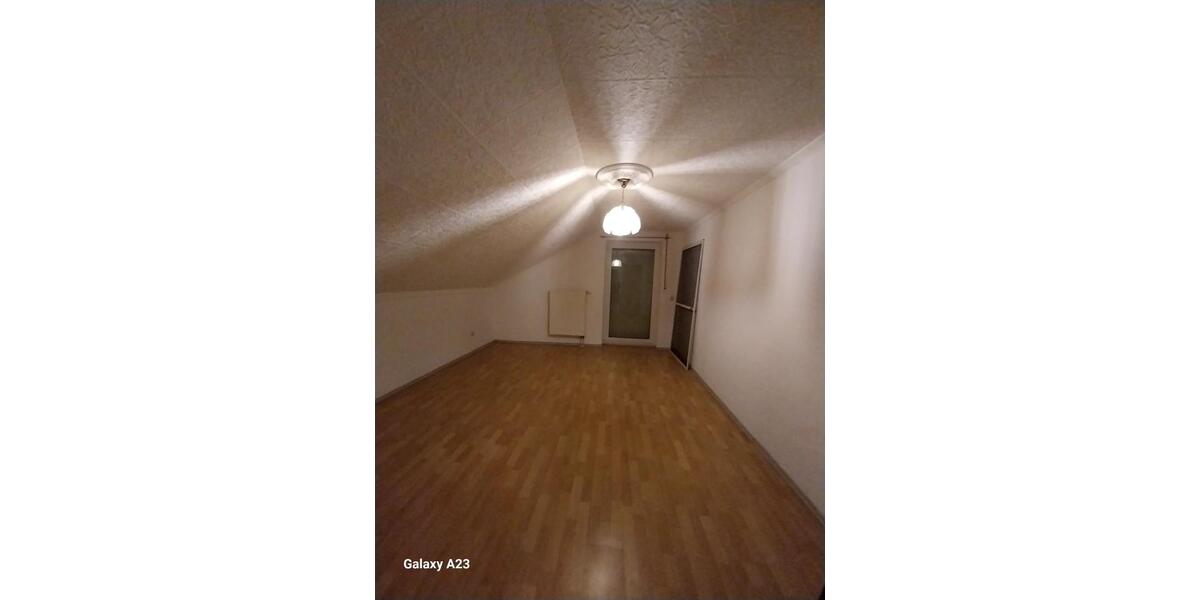 3-Zimmer Wohnung zu vermieten zimmer