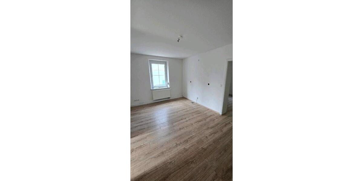 Erdgeschoßwohnung Straubing - 2 Zimmer, 55 m&sup2;, 670&euro; | Angebot:26285824
