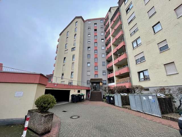 Etagenwohnung Frankenthal - 3 Zimmer, 89 m&sup2;, 933&euro; | Angebot:27070142