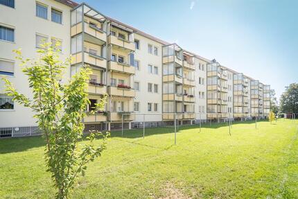 Teilsanierte 3 Zimmerwohnung zimmer
