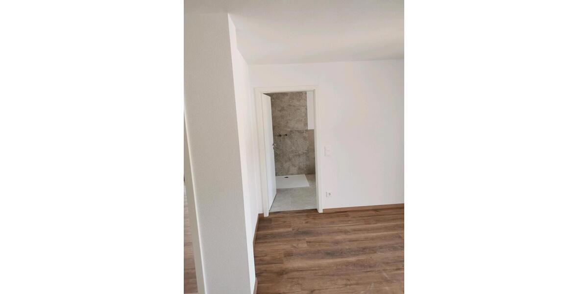 Erdgeschoßwohnung Bodenmais - 4 Zimmer, 95 m&sup2;, 950&euro; | Angebot:25204494