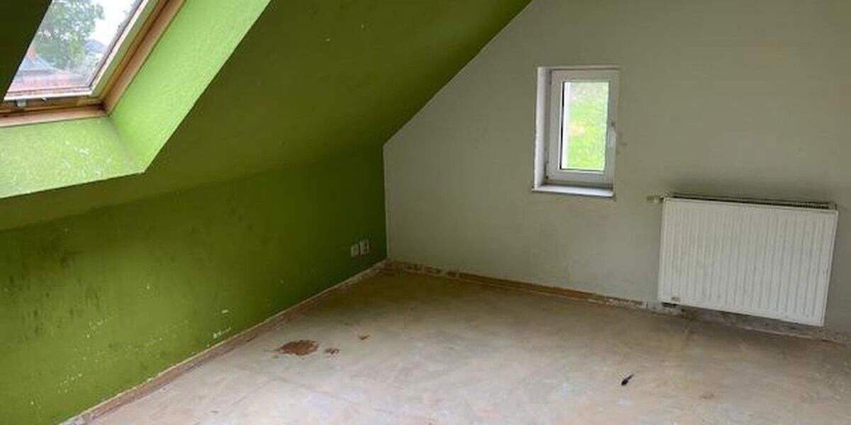 Besichtigung, So. 25.01.13-14 UHR Grosses EFH, 4 Zi., 120 qm, 795 qm Grund, 1.250 € NKM 4 zimmer