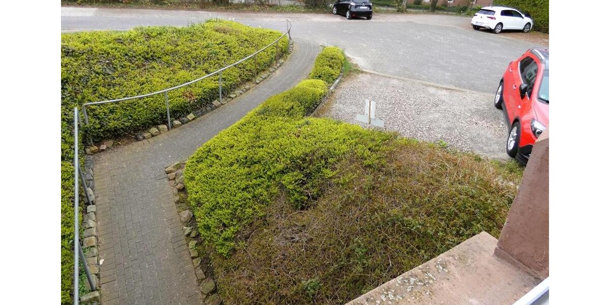 Großzügige Wohnung mit Aufzug und Charme 4 zimmer