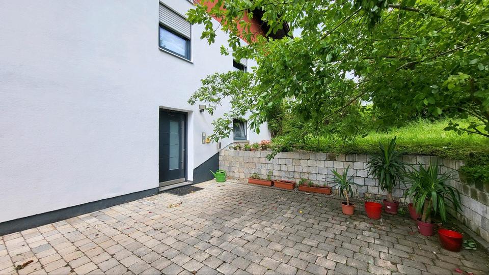 Dachgeschoßwohnung Unterdietfurt - 3 Zimmer, 82 m&sup2;, 920&euro; | Angebot:26578660