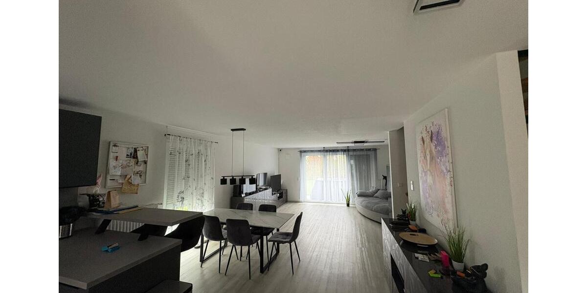 Reihenhaus Sulz am Neckar - 5 Zimmer, 120 m&sup2;, 1.400&euro; | Angebot:24658338