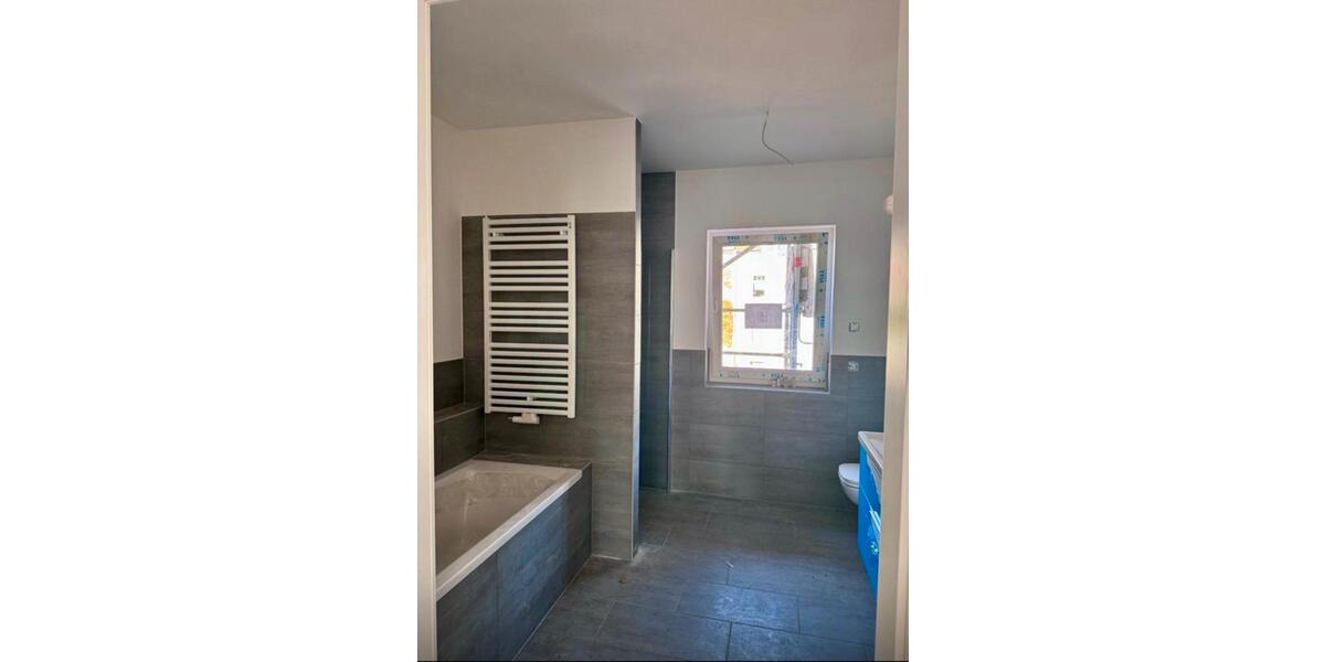 Dachgeschoßwohnung Spremberg - 3 Zimmer, 87 m&sup2;, 1.134&euro; | Angebot:25992788