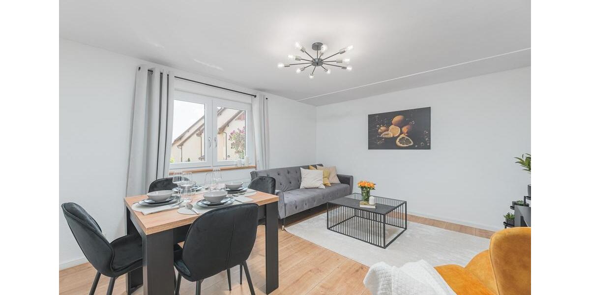 Wunderschönes Einfamilienhaus in Filderstadt Plattenhardt. Vollmöbliert, 3 Schlafzimmer 4 zimmer