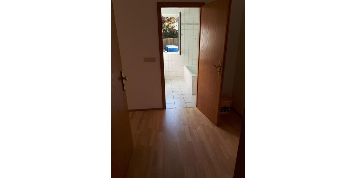 Etagenwohnung Burgstädt - 2 Zimmer, 52 m&sup2;, 340&euro; | Angebot:26011090