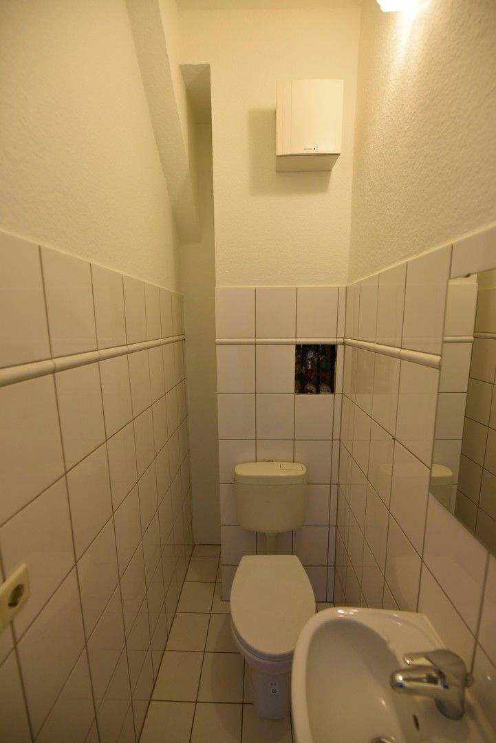 Johannstadt: Schöne 4 Raum-Whg mit Holzdielung, seitlicher Elbblick A31 4.OG re E9 4 zimmer
