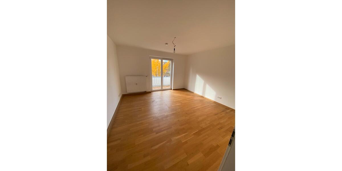 Schöne Wohnung mit Balkon und guter Anbindung 3 zimmer