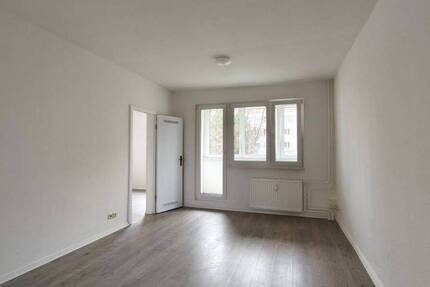 Wohnung Zeitz Hainichen - 3 Zimmer, 62 m&sup2;, 318&euro; | Angebot:26017589