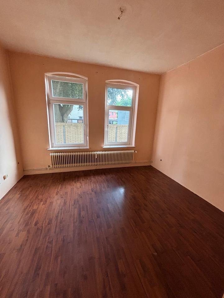 2 Zimmer Erdgeschoßwohnung Neumünster Zentrum