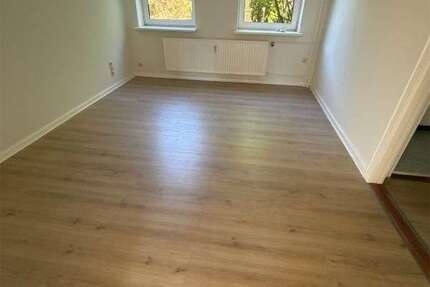 Wohnung Neumünster Faldera - 2 Zimmer, 40 m&sup2;, 349&euro; | Angebot:25912406