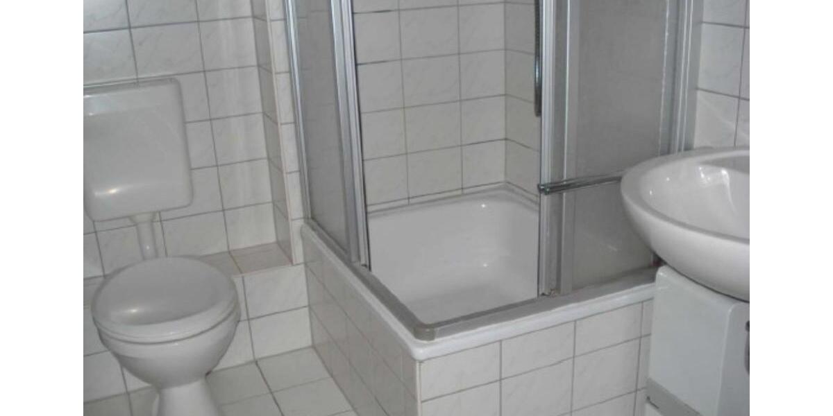 Etagenwohnung Hainichen - 1 Zimmer, 33 m&sup2;, 170&euro; | Angebot:24750029