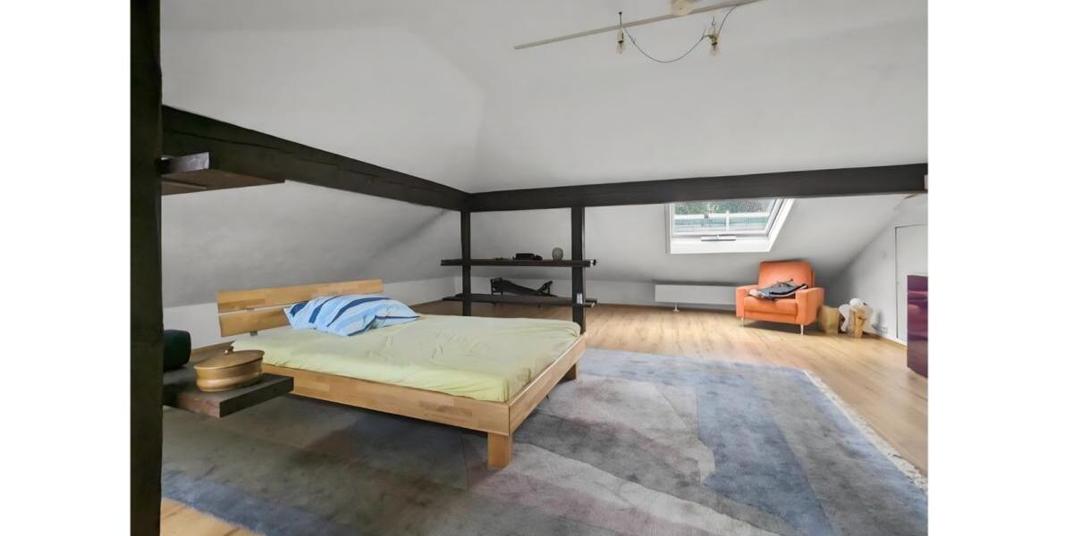 Einfamilienhaus Schmitten im Taunus - 11 Zimmer, 244 m&sup2;, 2.500&euro; | Angebot:27648862