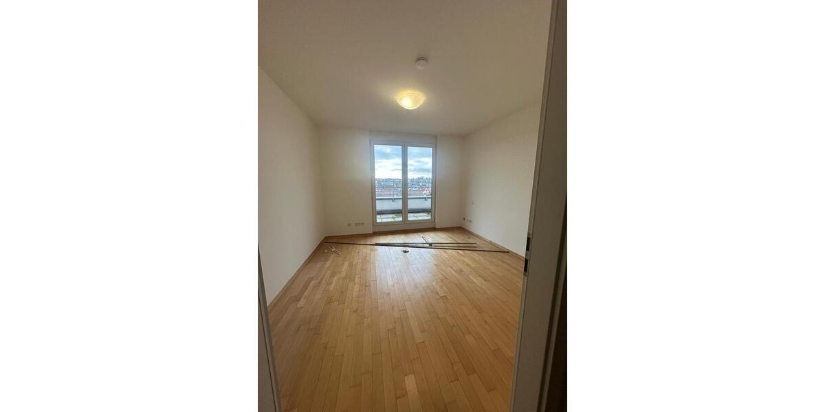 Etagenwohnung Nürtingen - 4 Zimmer, 115 m&sup2;, 1.400&euro; | Angebot:24637872
