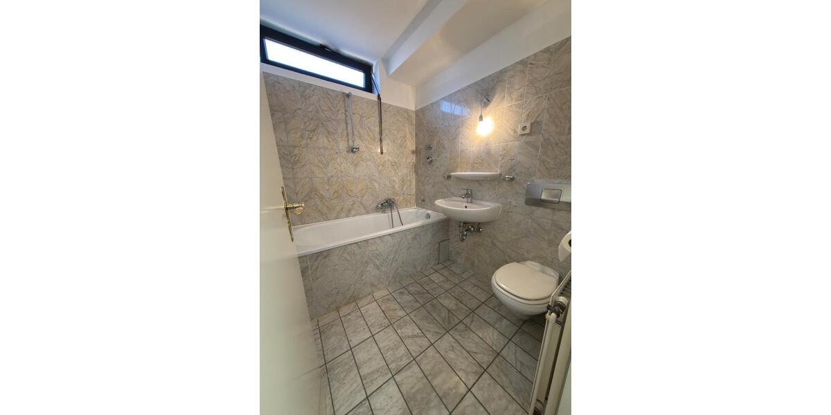 Etagenwohnung Dortmund Hombruch - 2 Zimmer, 70 m&sup2;, 630&euro; | Angebot:25957375