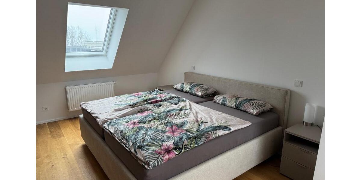 Dachgeschoßwohnung Amberg - 2 Zimmer, 68 m&sup2;, 890&euro; | Angebot:25990712