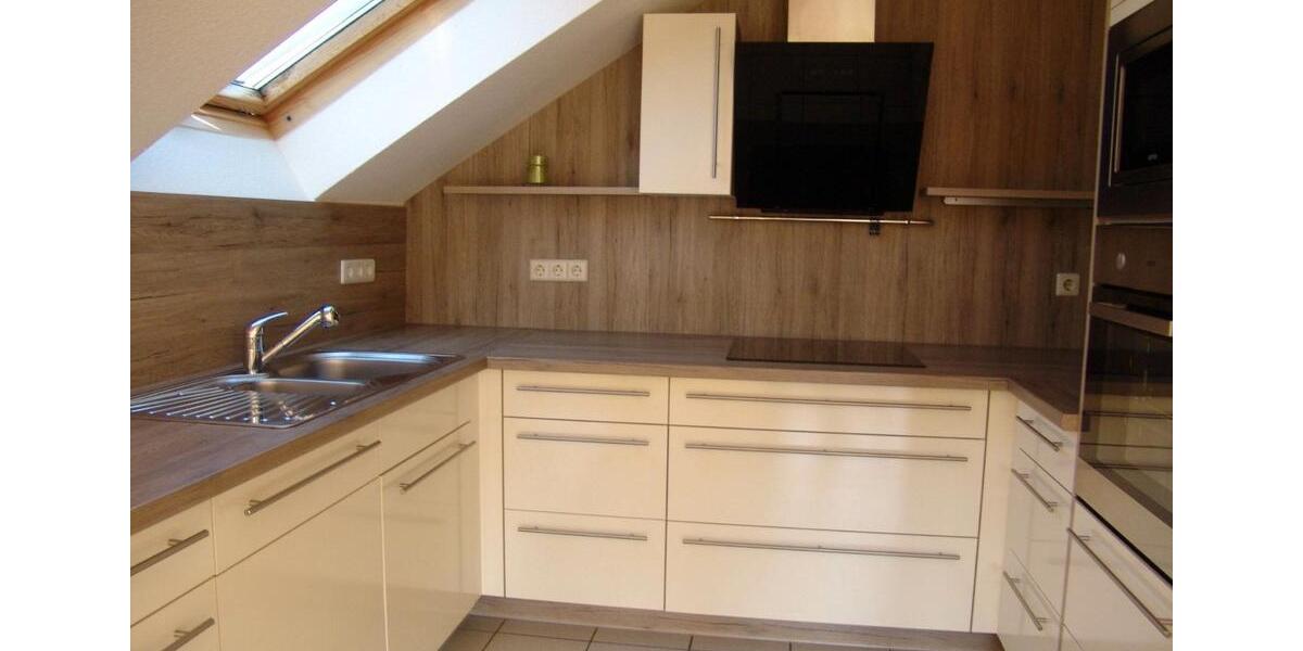 Dachgeschoßwohnung Jagsthausen - 3.5 Zimmer, 20 m&sup2;, 700&euro; | Angebot:24326592