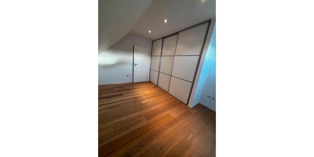 Dachgeschoßwohnung Melle Gesmold - 2.5 Zimmer, 70 m&sup2;, 870&euro; | Angebot:26239056