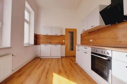 Wohnung Ballenstedt - 3 Zimmer, 100 m&sup2;, 600&euro; | Angebot:25805172