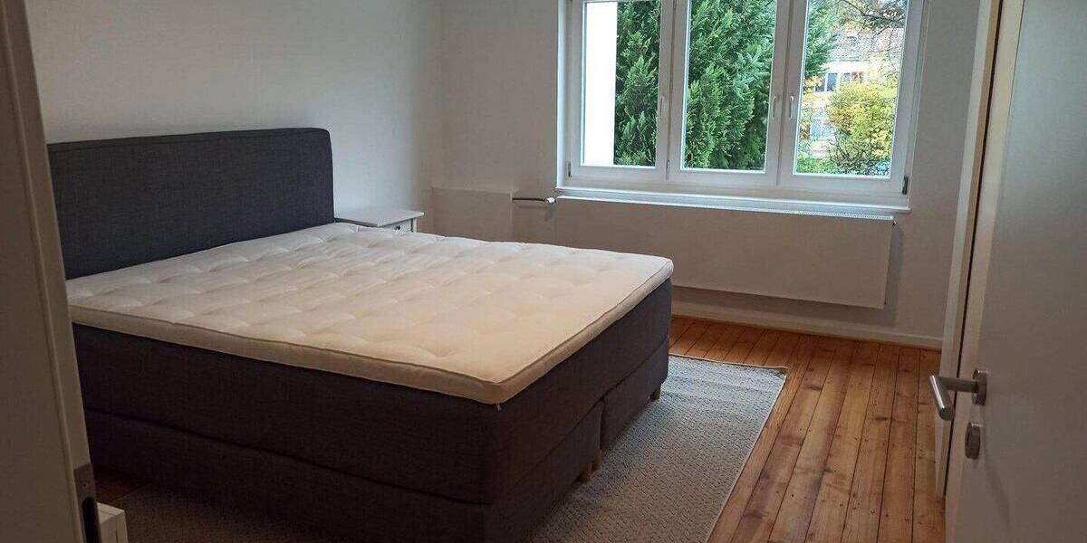 Reihenendhaus Bonn Poppelsdorf - 3 Zimmer, 75 m&sup2;, 1.550&euro; | Angebot:26865299