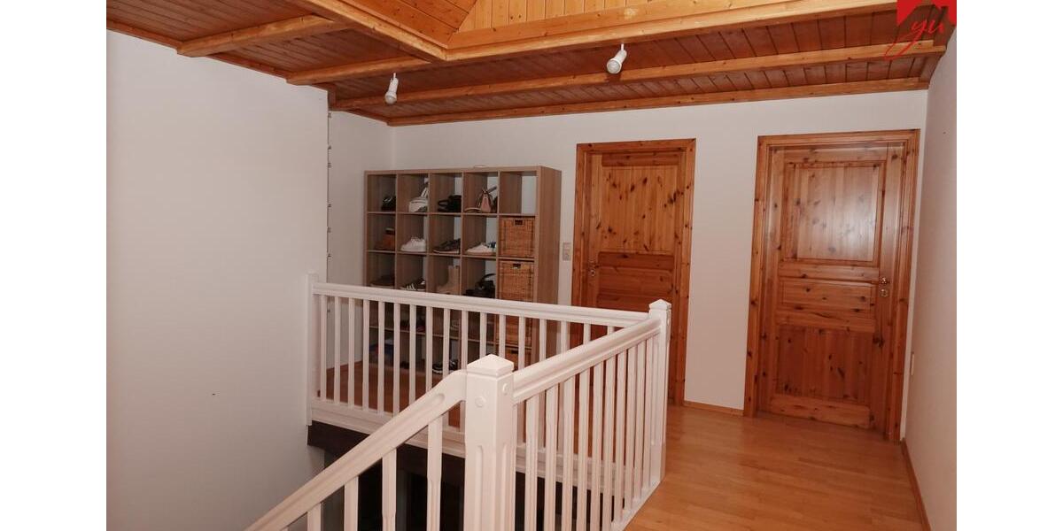 Einfamilienhaus Südbrookmerland - 8 Zimmer, 220 m&sup2;, 1.600&euro; | Angebot:25971905