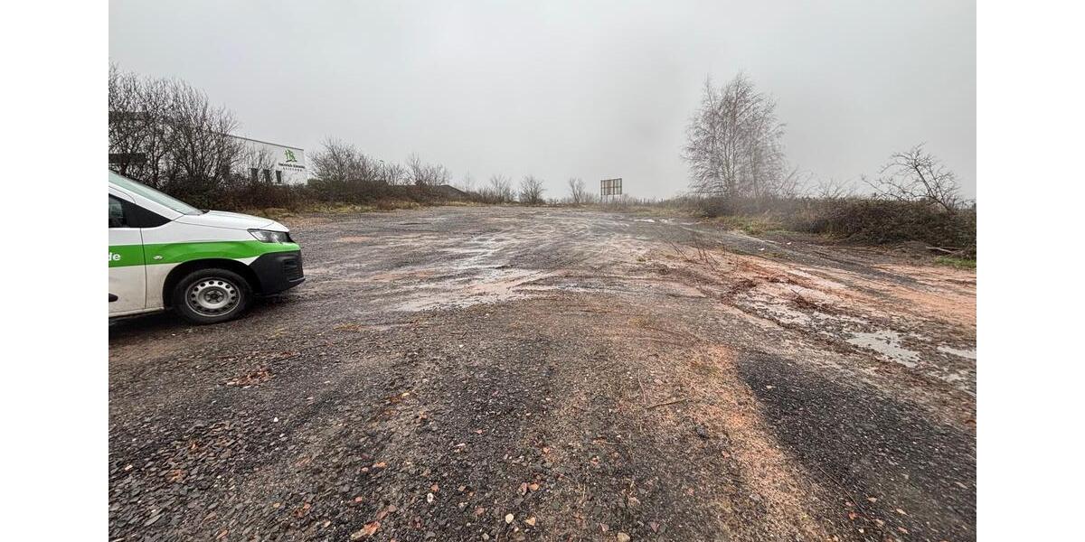 Lager Außenfläche zu Vermieten ca. 2500m² zimmer