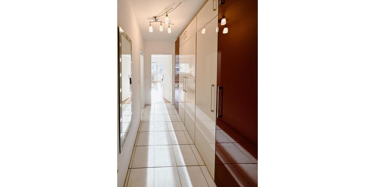 Helle möblierte Einzimmerwohnung (Perfekt für Pendler) 1 zimmer