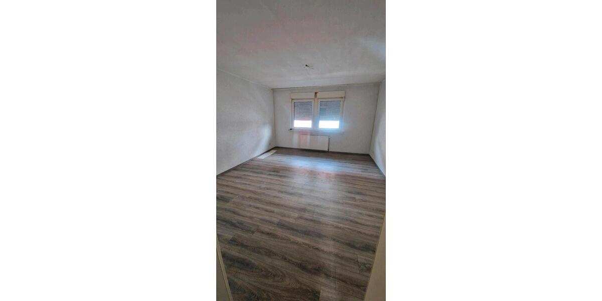 Erdgeschoßwohnung Neunkirchen - 3 Zimmer, 75 m&sup2;, 650&euro; | Angebot:26604974