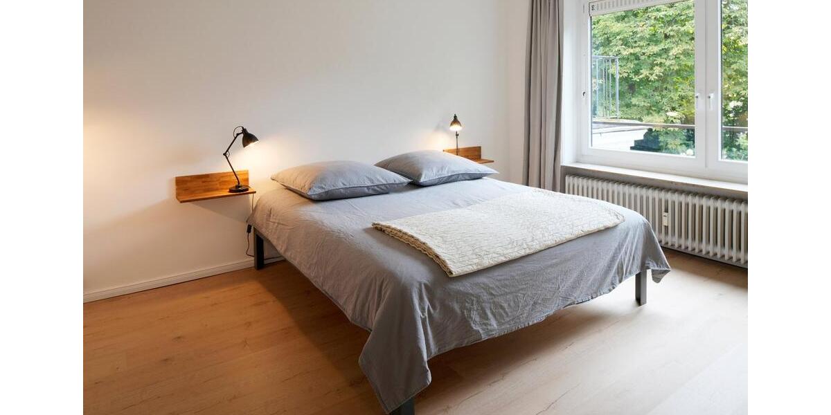 Wohnen auf Zeit Hamburg Uhlenhorst - 3 Zimmer, 90 m&sup2;, 3.150&euro; | Angebot:22644484