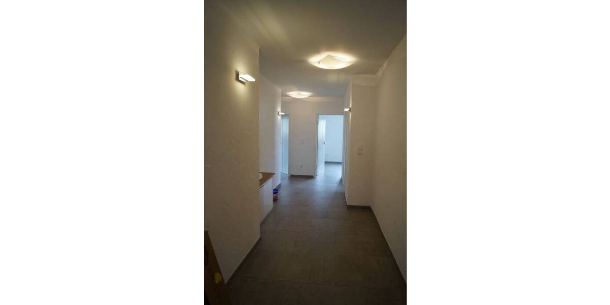 Etagenwohnung Tuchenbach - 4 Zimmer, 150 m&sup2;, 1.400&euro; | Angebot:26065100