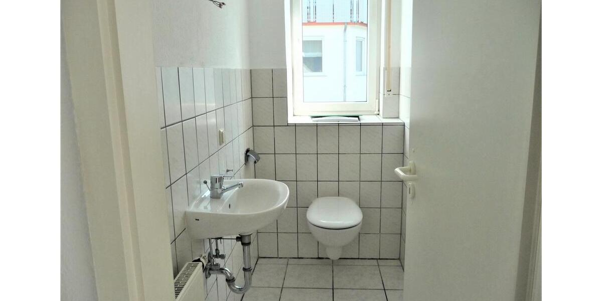 Dachgeschoßwohnung Niederaula - 3 Zimmer, 75 m&sup2;, 568&euro; | Angebot:26152137