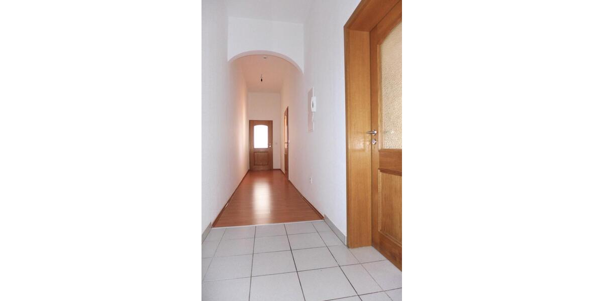 Etagenwohnung Sondershausen - 4 Zimmer, 98 m&sup2;, 787&euro; | Angebot:26234092