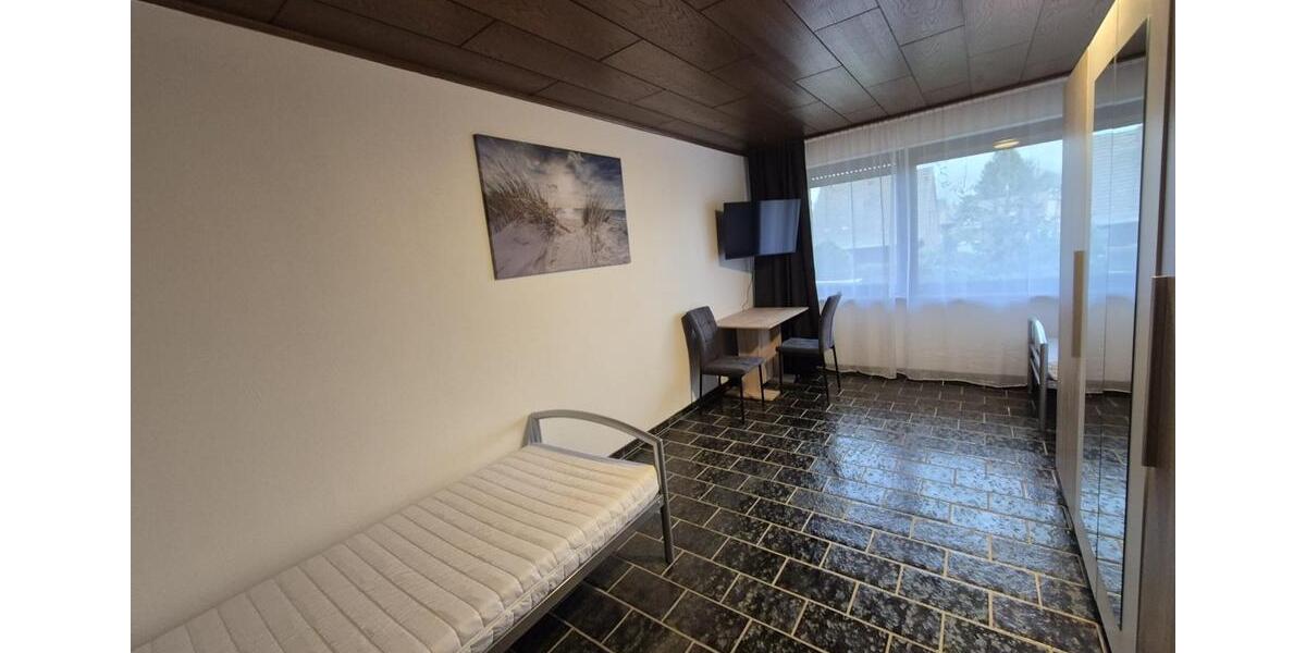 WG-Zimmer-Zimmervermietung-Monteurzimmer-52525 Heinsberg 5 zimmer