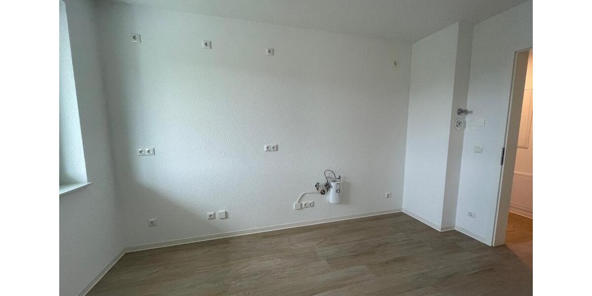Etagenwohnung Oederan - 4 Zimmer, 99 m&sup2;, 695&euro; | Angebot:26547174