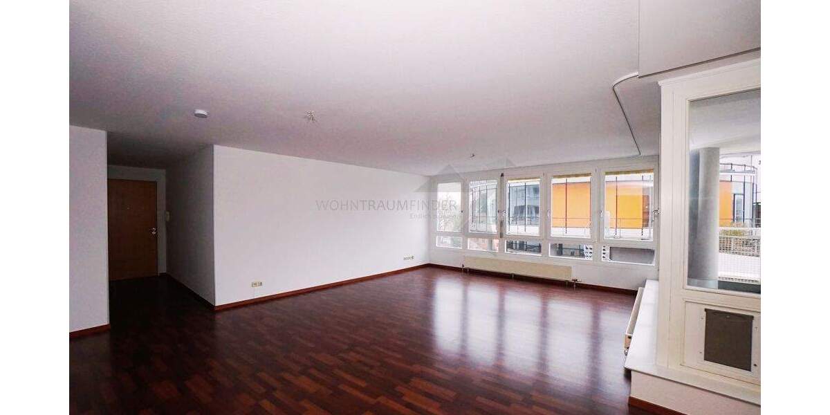 Etagenwohnung Zwickau Schedewitz - 4 Zimmer, 123 m&sup2;, 860&euro; | Angebot:25564482