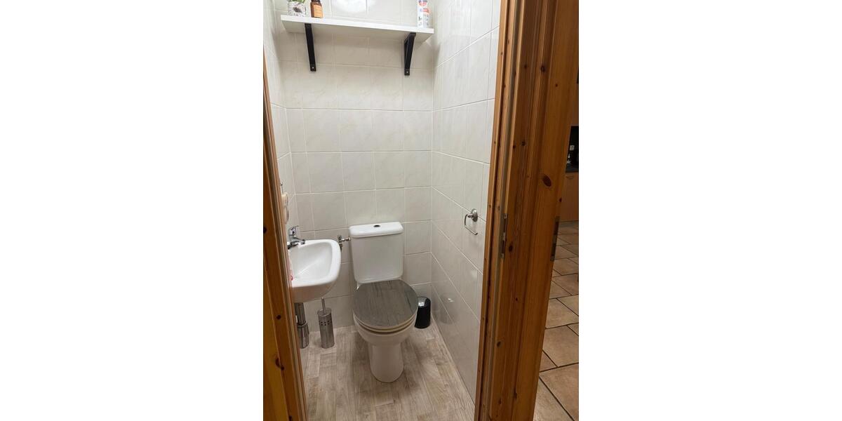 Wohnen auf Zeit Heinsberg - 2 Zimmer, 75 m&sup2;, 100&euro; | Angebot:26495396