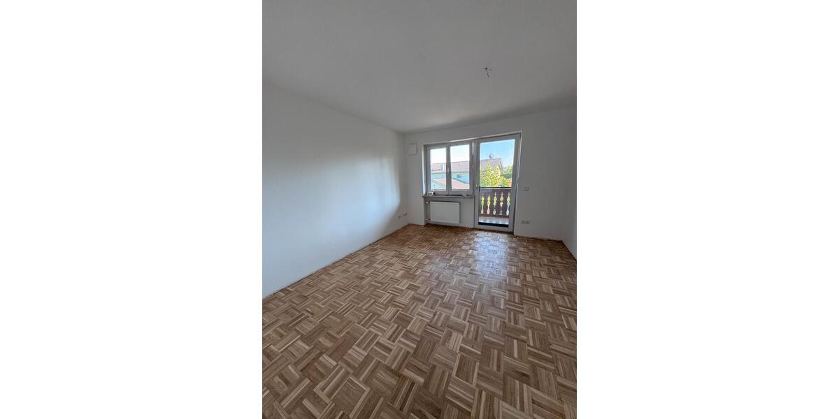 Etagenwohnung Weng Hinzlbach - 4 Zimmer, 95 m&sup2;, 960&euro; | Angebot:26697934