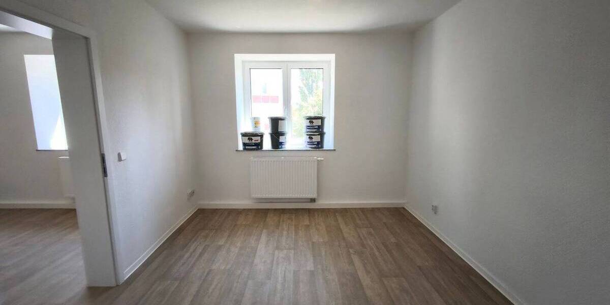 Etagenwohnung Merseburg Kötzschen - 4 Zimmer, 73 m&sup2;, 532&euro; | Angebot:26555424