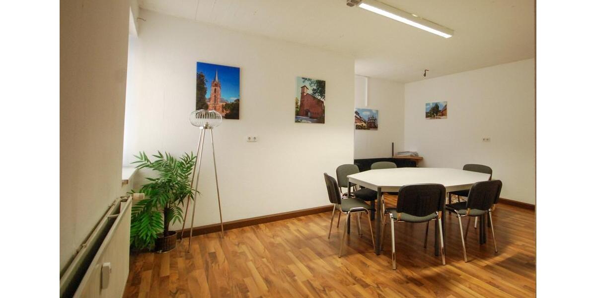 Vielseitig verwendbares Ladenlokal in Frankenberg zimmer