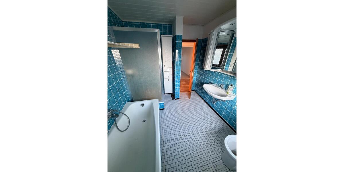 Dachgeschoßwohnung Weilburg - 4 Zimmer, 90 m&sup2;, 780&euro; | Angebot:26623480