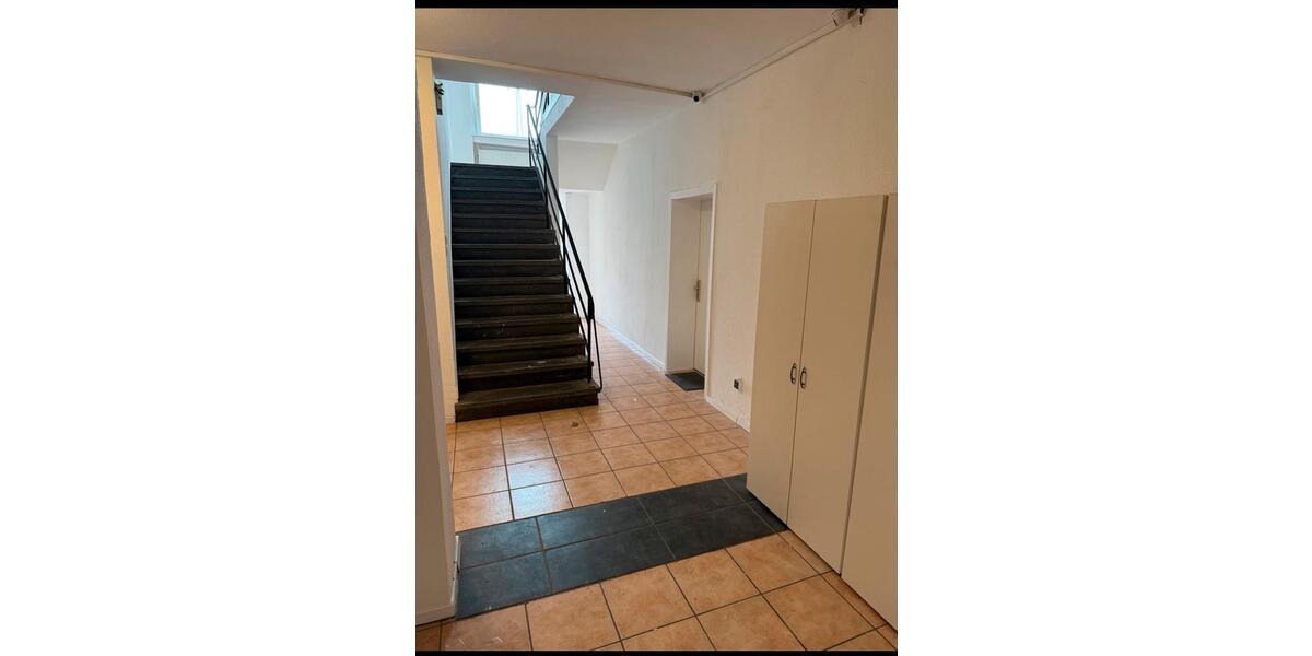 Wohnen auf Zeit Hagen Hagen-Nord - 9 Zimmer, 250 m&sup2;, 400&euro; | Angebot:26127805