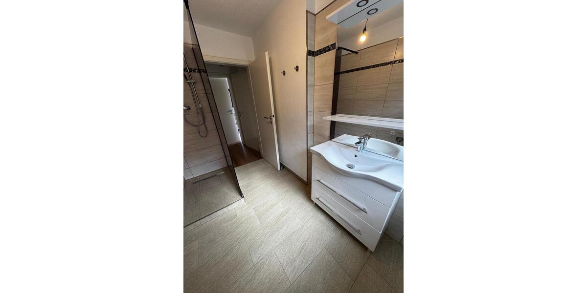 Etagenwohnung Boppard - 3 Zimmer, 74 m&sup2;, 650&euro; | Angebot:25842195