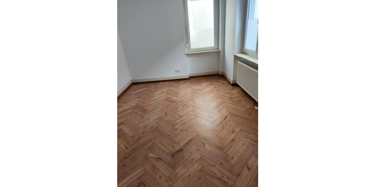 Erdgeschoßwohnung Singen (Hohentwiel) - 2.5 Zimmer, 76 m&sup2;, 1.150&euro; | Angebot:26529028