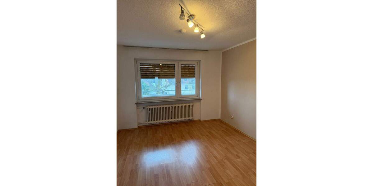 Etagenwohnung Weiden in der Oberpfalz Rehbühl - 3 Zimmer, 68 m&sup2;, 550&euro; | Angebot:26804186