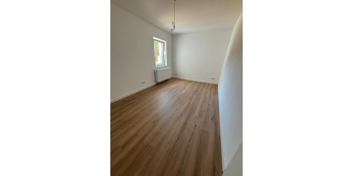 Etagenwohnung Lübbecke - 2 Zimmer, 70 m&sup2;, 735&euro; | Angebot:26612592