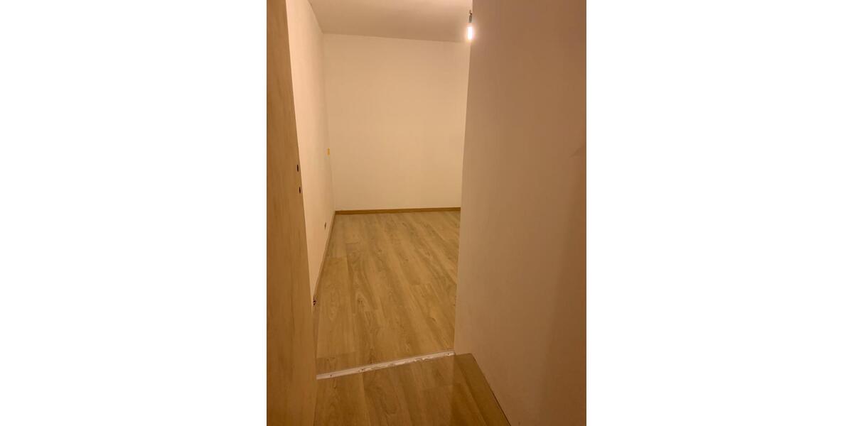 Reihenhaus Bamberg Am Bruderwald - 5 Zimmer, 150 m&sup2;, 1.800&euro; | Angebot:24688886